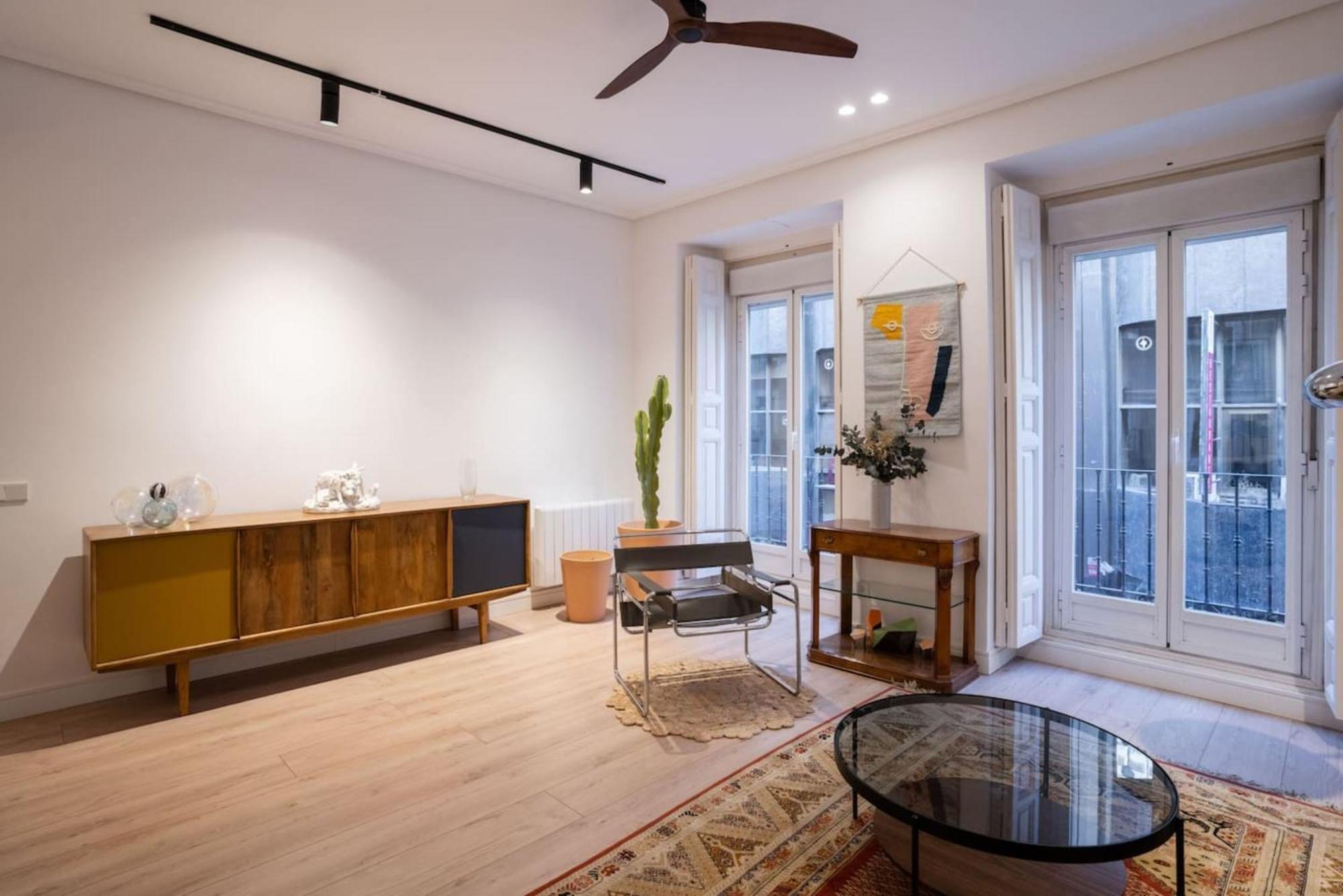 Stylish 2 Bedroom In The Heart Of Madri